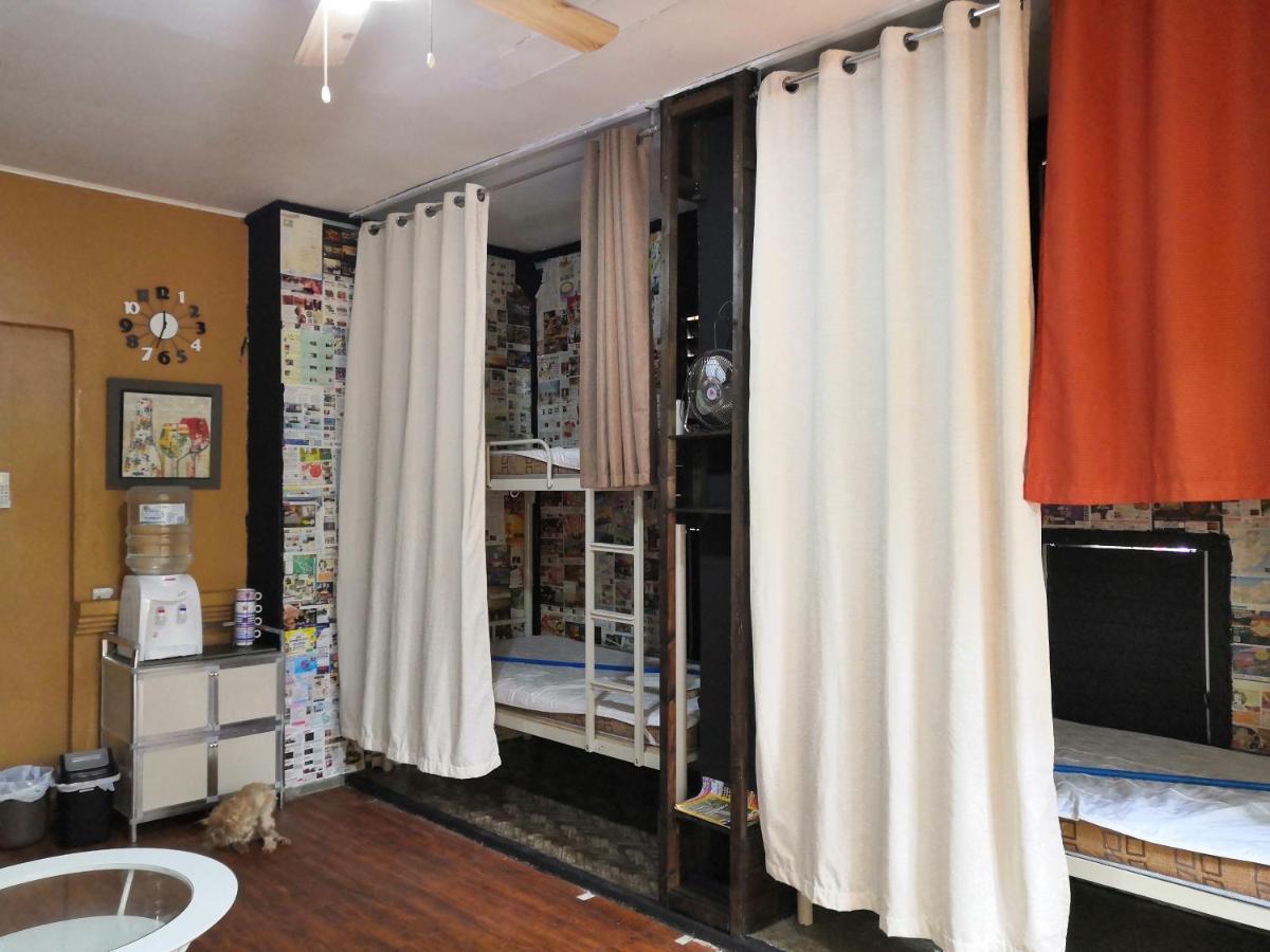Dee Guesthouse White Sands Lapu-Lapu City Bagian luar foto