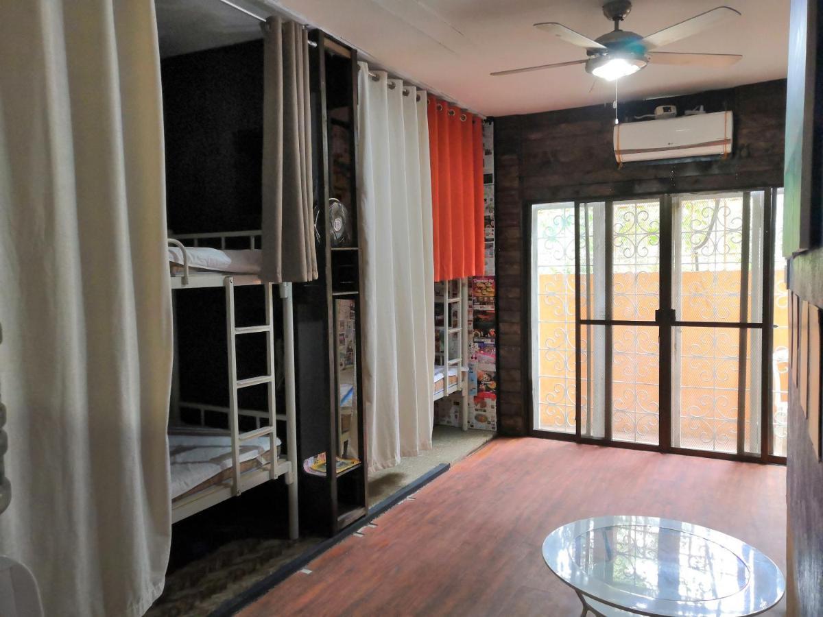 Dee Guesthouse White Sands Lapu-Lapu City Bagian luar foto