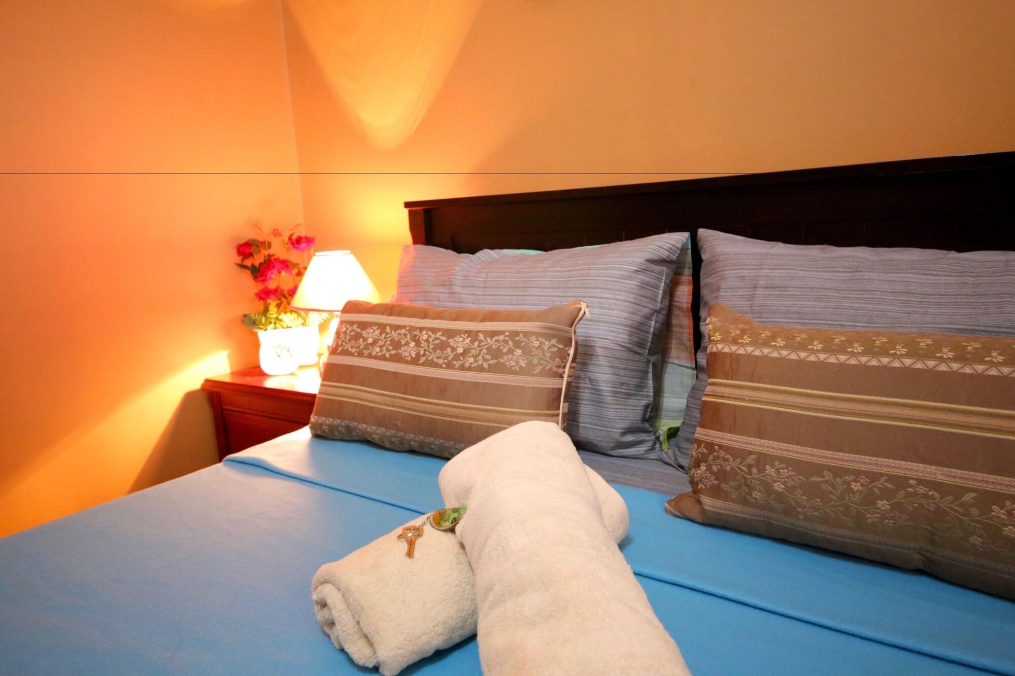 Dee Guesthouse White Sands Lapu-Lapu City Bagian luar foto