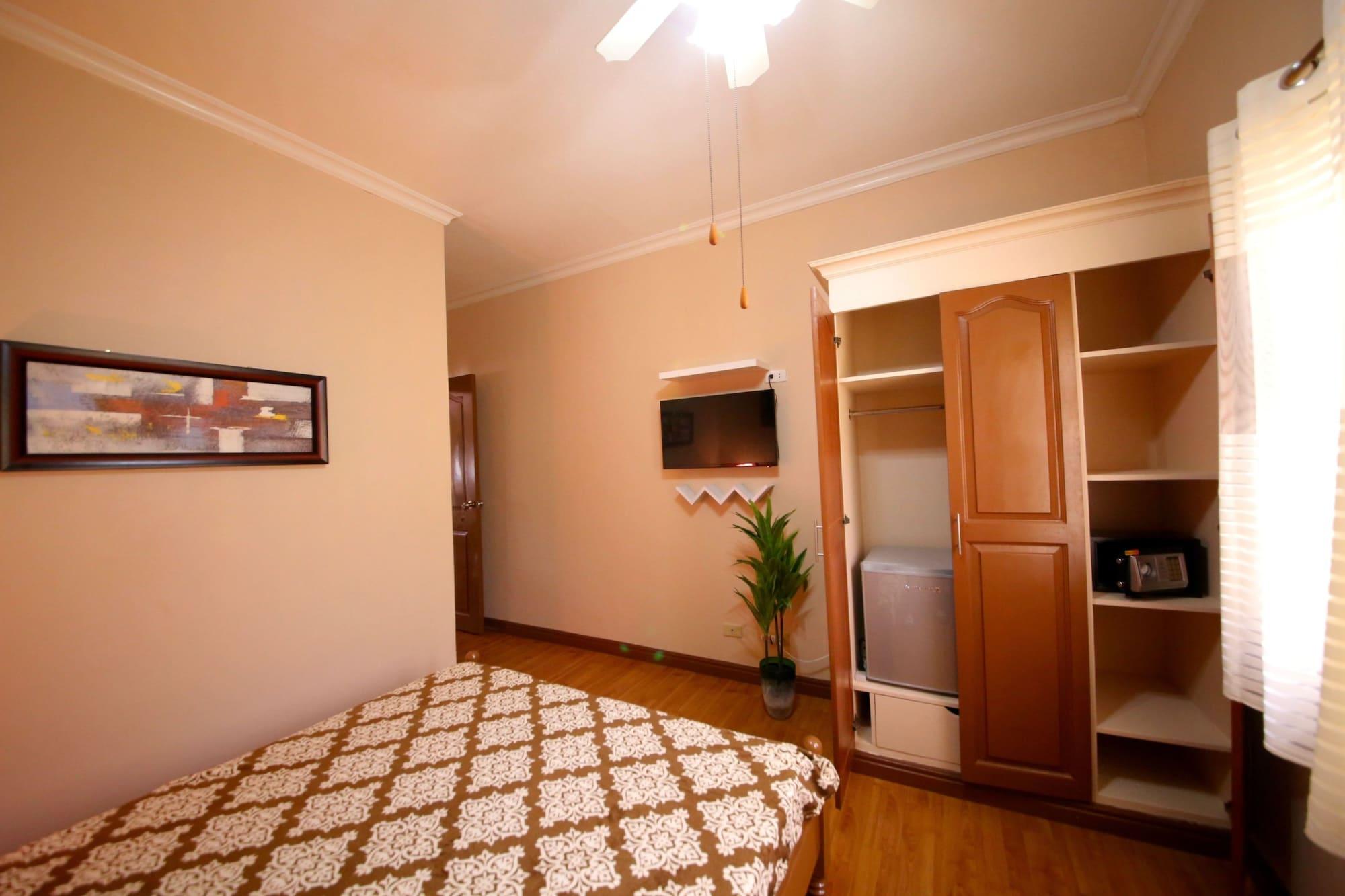 Dee Guesthouse White Sands Lapu-Lapu City Bagian luar foto