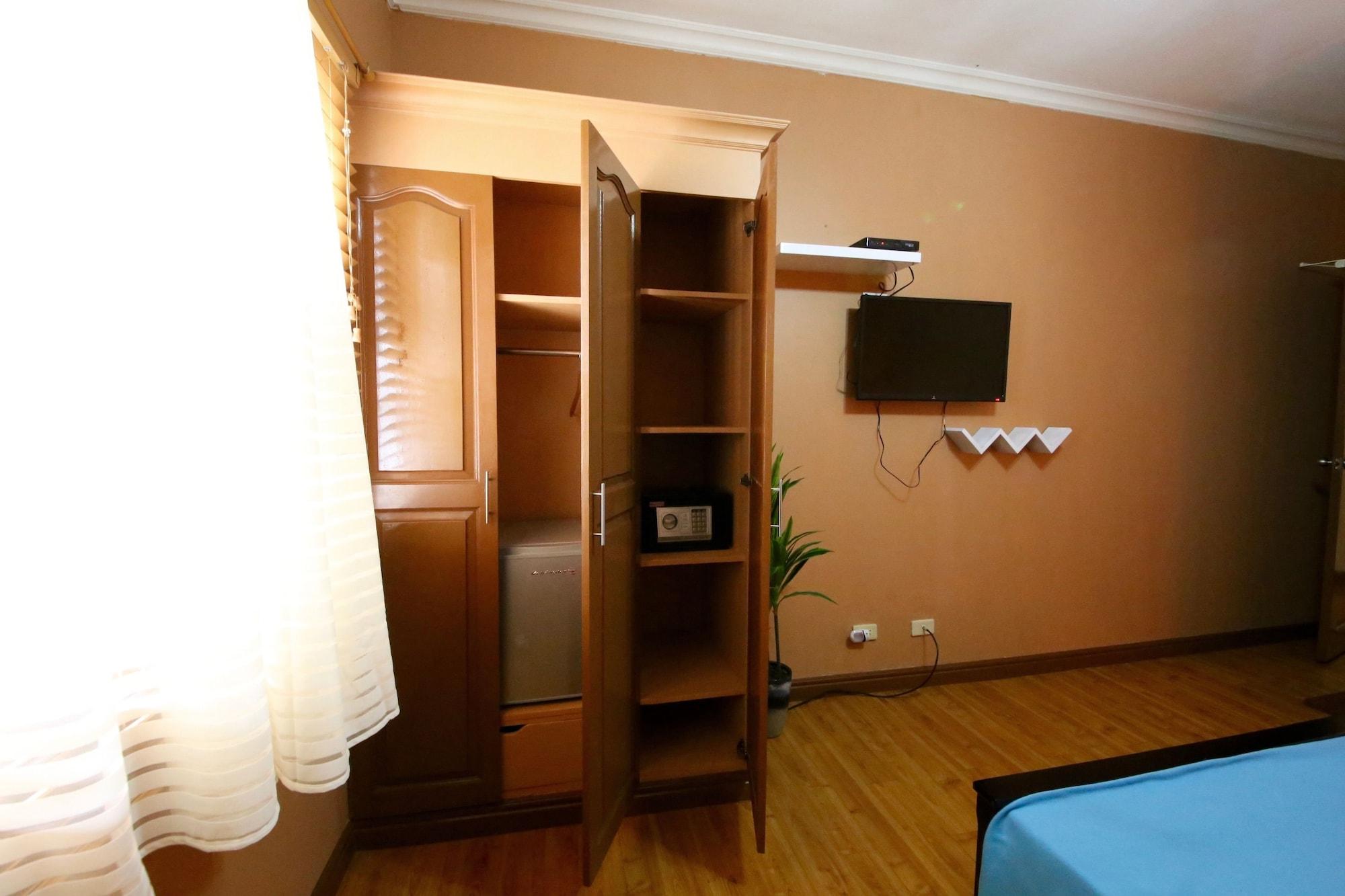 Dee Guesthouse White Sands Lapu-Lapu City Bagian luar foto